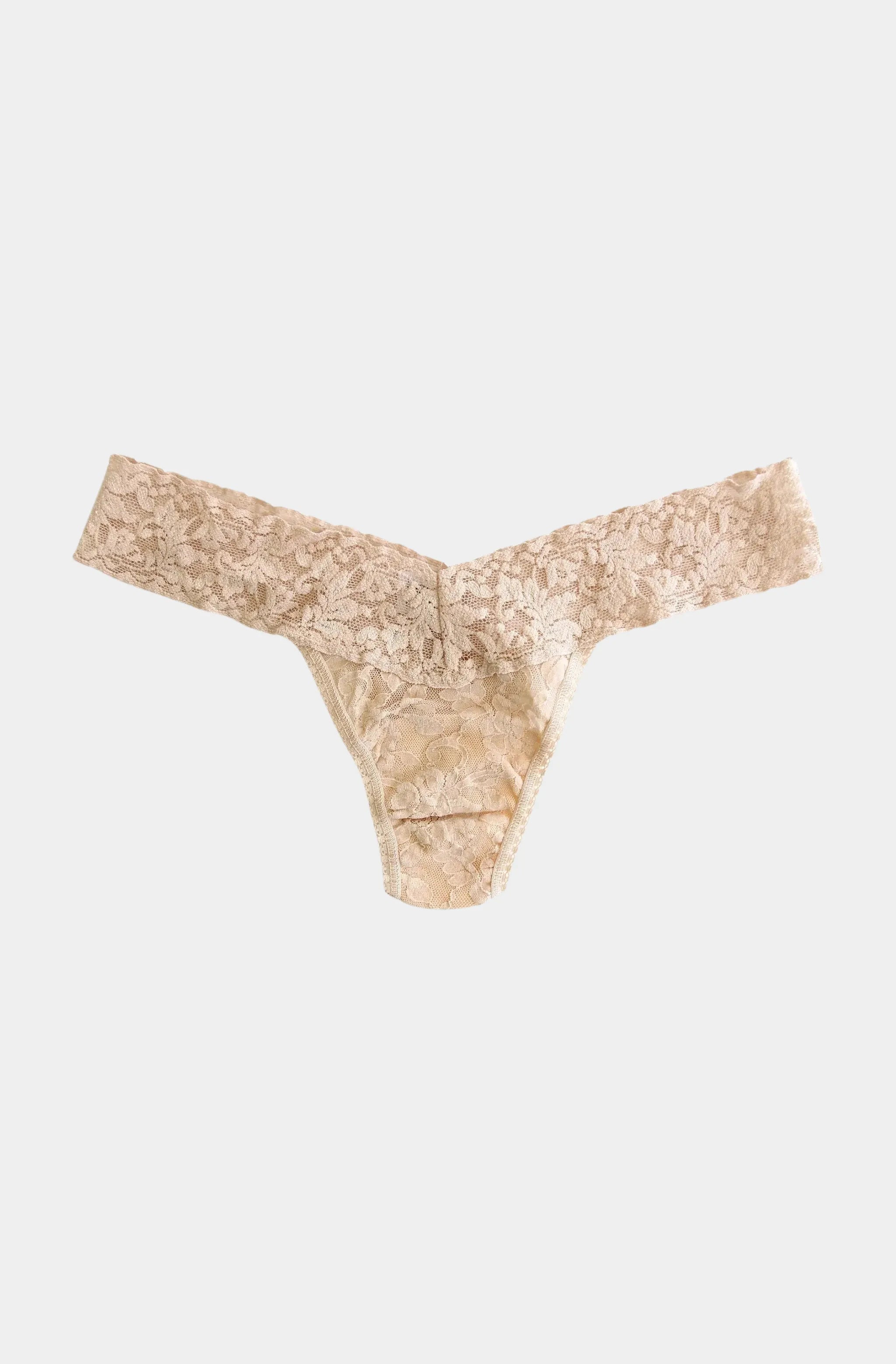 Signature Lace Low Rise Thong