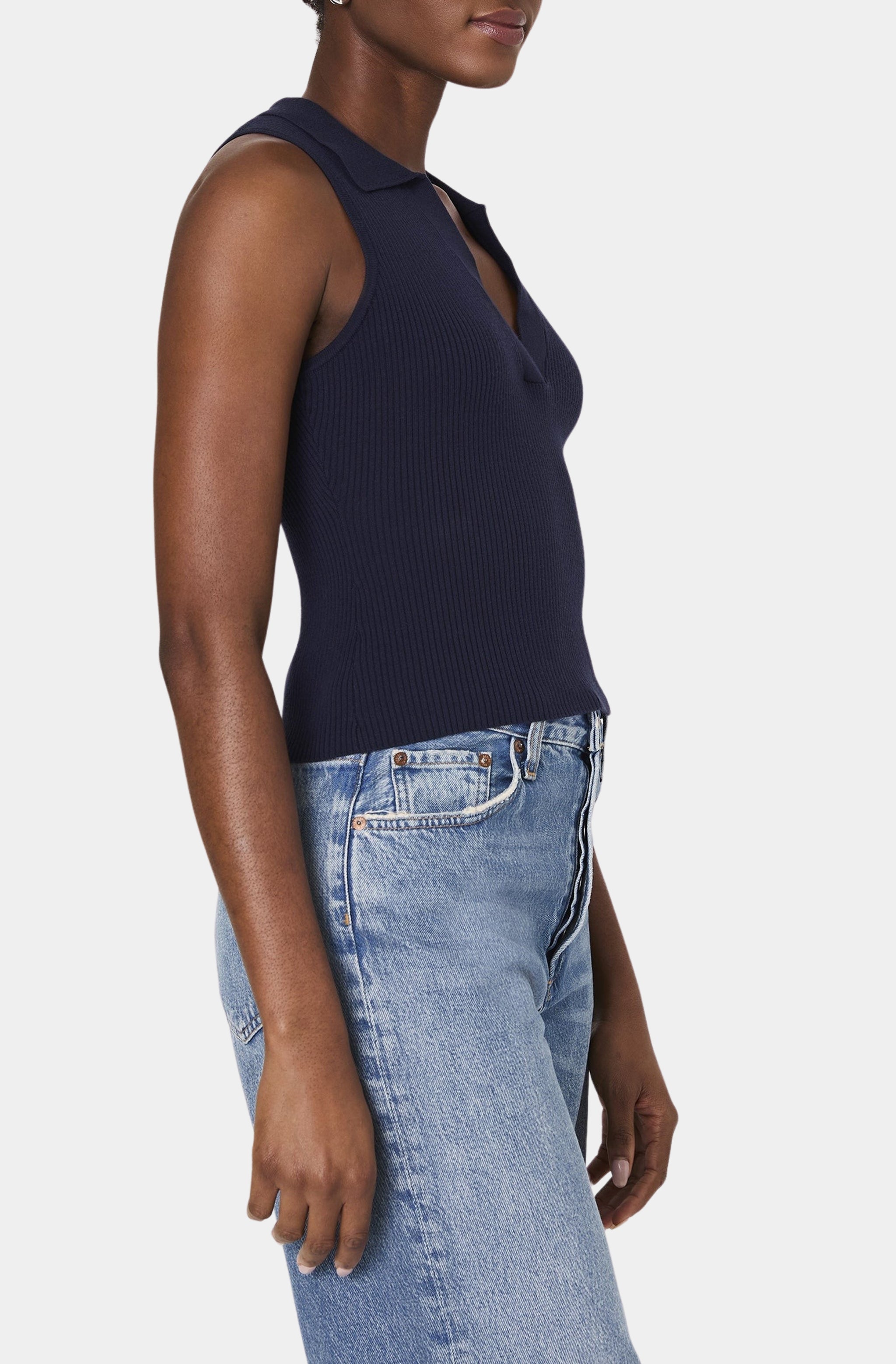 Mozza V Neck Sleeveless Sweater