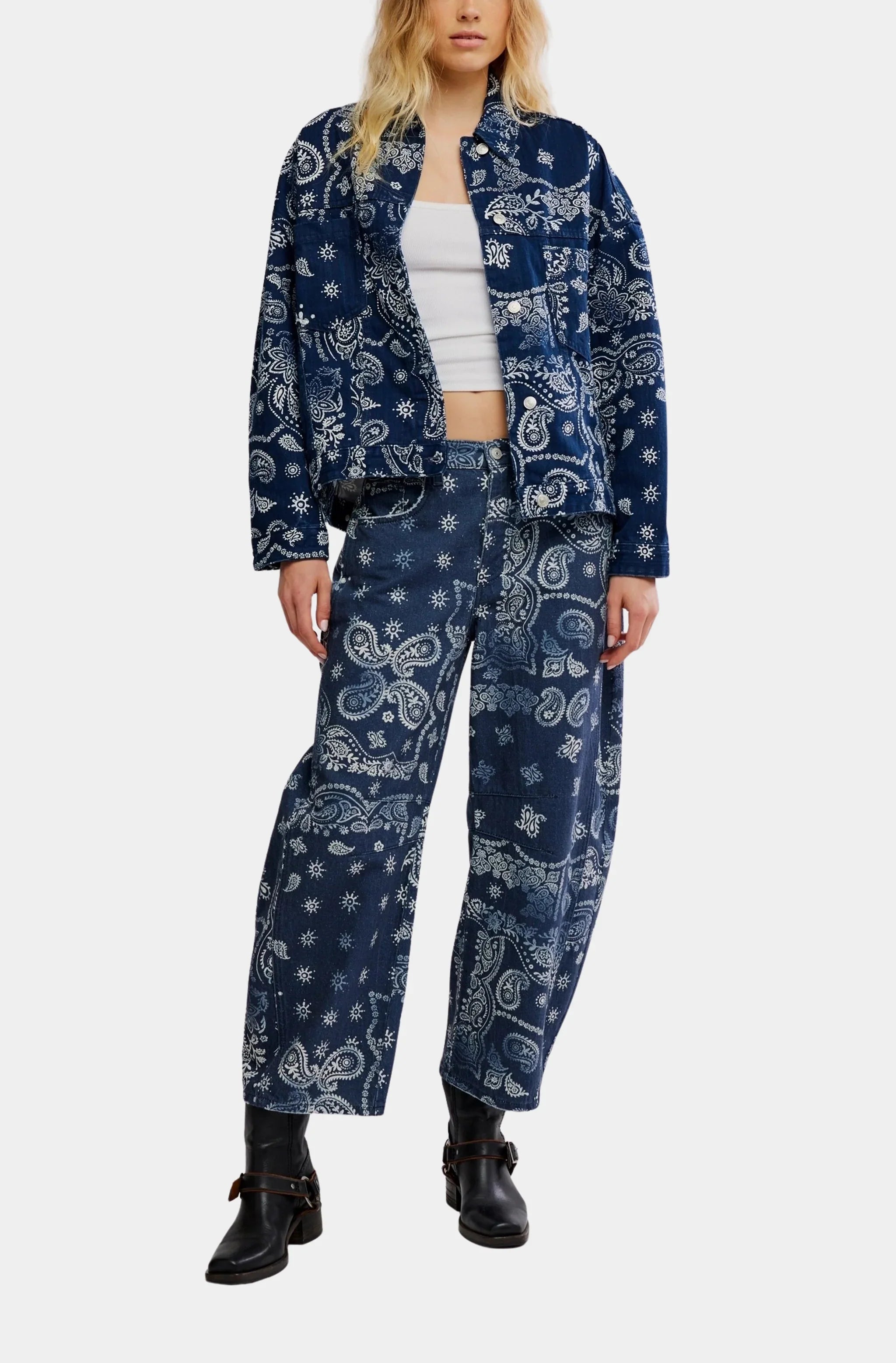 Good Luck Printed Barrel Jean