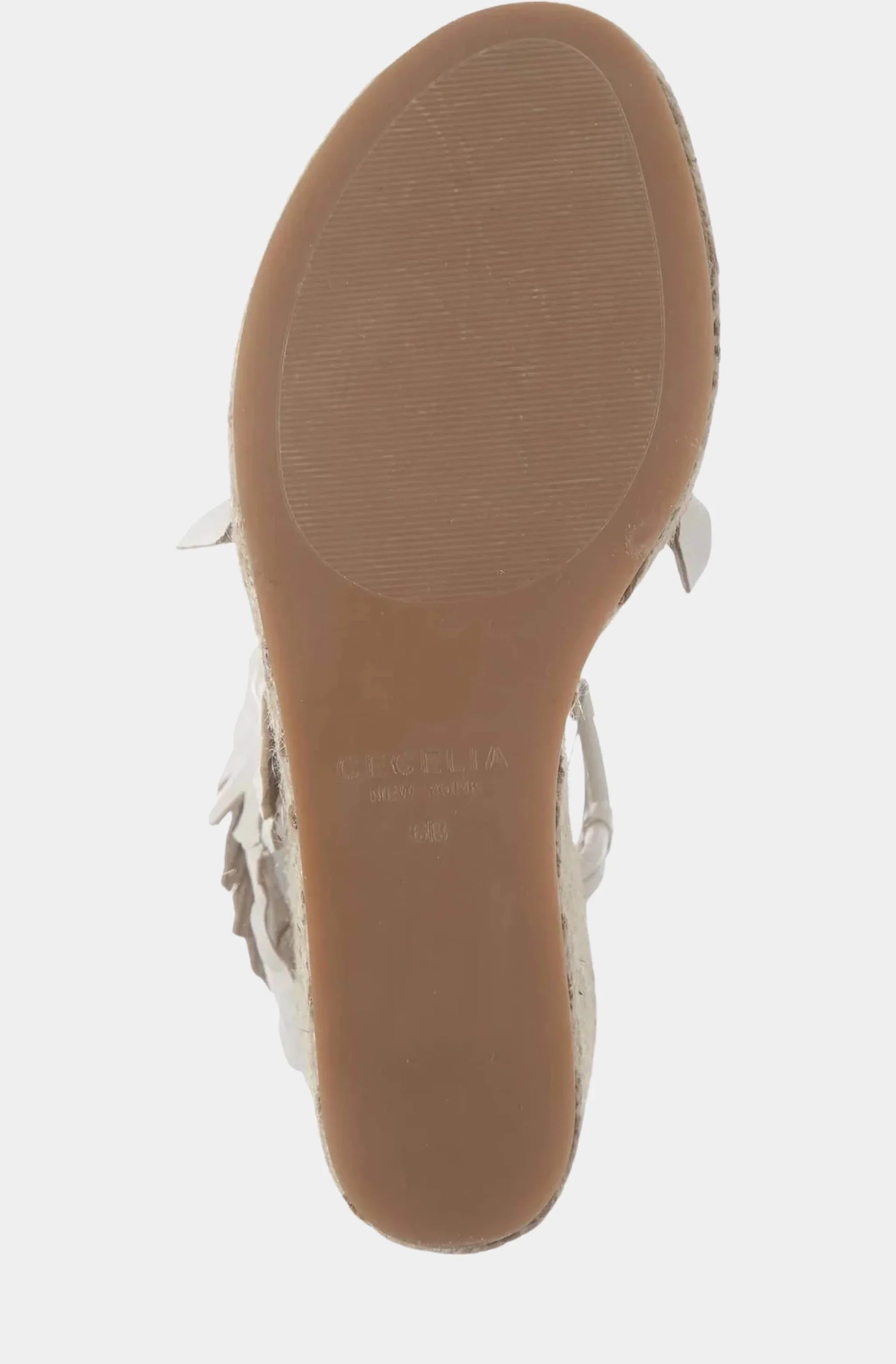 Lilly Wedge