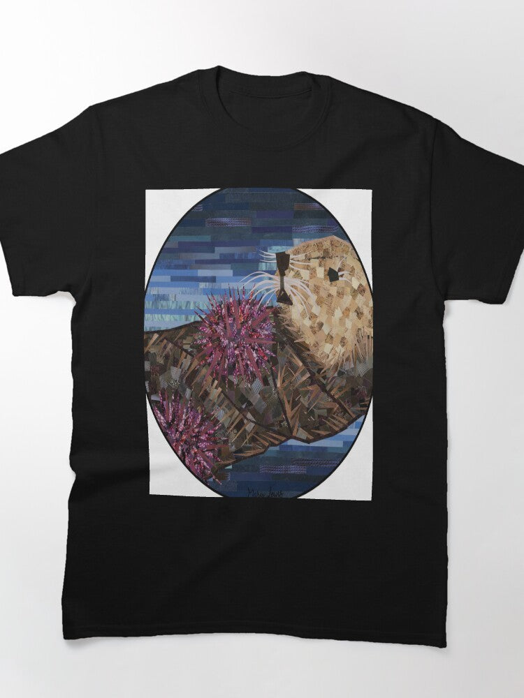 Snacking Sea Otter Cute Oversized T-Shirt Marine Animal Graphic