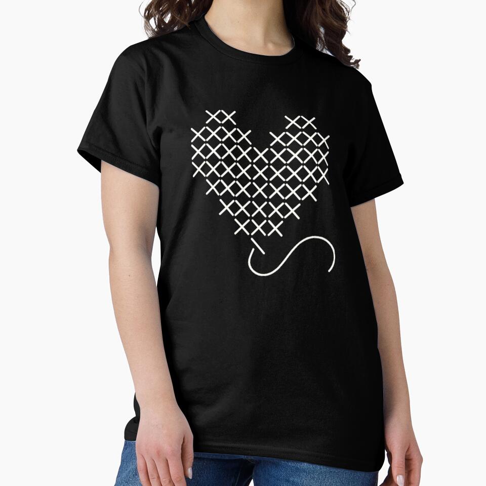 Embedded Heart Romantic Aesthetic Design Oversized Tee Black